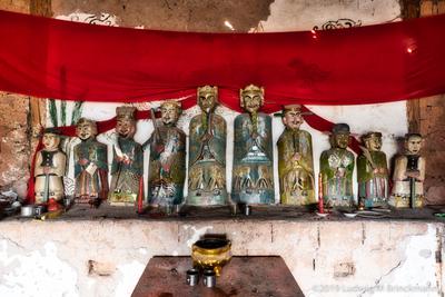 Picture: Bai Benzhu Altars